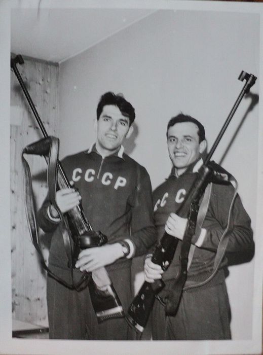 Меланин В.М. с другом биатлонистом Приваловым А.В. 1965 г.